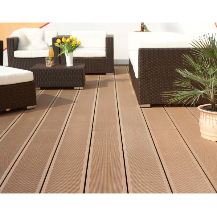 Συνθετικό Deck WPC δαπέδου 40 καφέ ανοιχτό 25x145x3600mm (η τιμή αφορά το τετραγωνικό μέτρο)